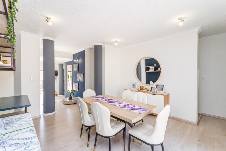 3 Bedroom Property for Sale in Buccleuch Gauteng