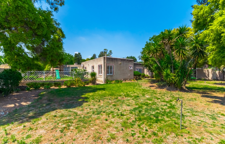 3 Bedroom Property for Sale in Buccleuch Gauteng