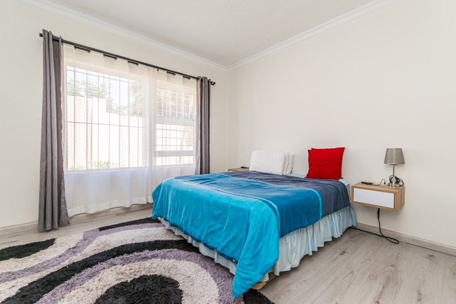 3 Bedroom Property for Sale in Buccleuch Gauteng