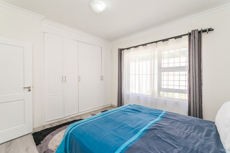 3 Bedroom Property for Sale in Buccleuch Gauteng