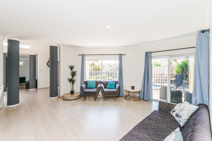 3 Bedroom Property for Sale in Buccleuch Gauteng