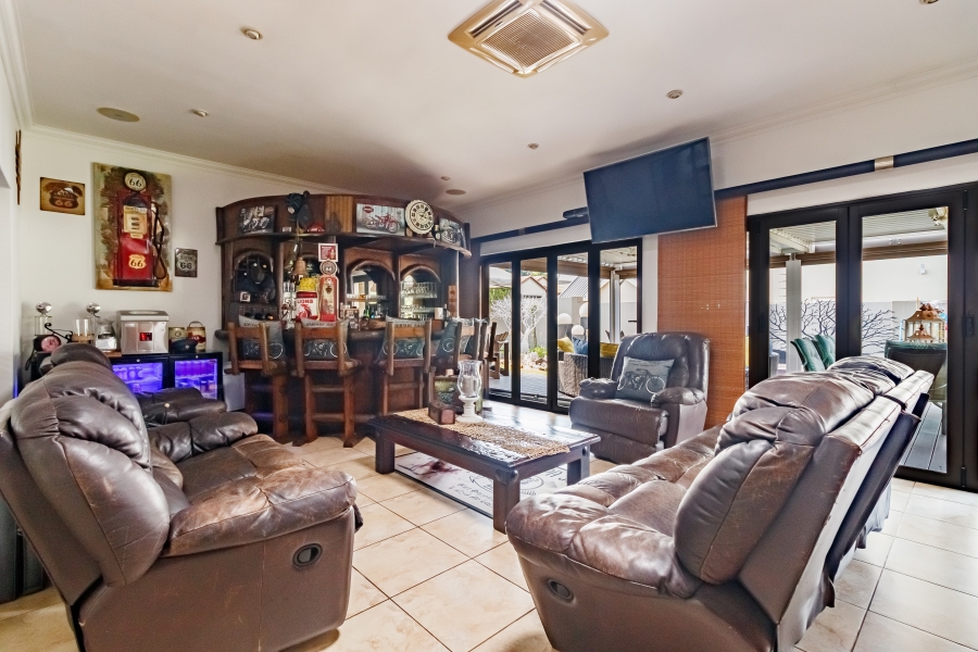 4 Bedroom Property for Sale in Midlands Estate Gauteng