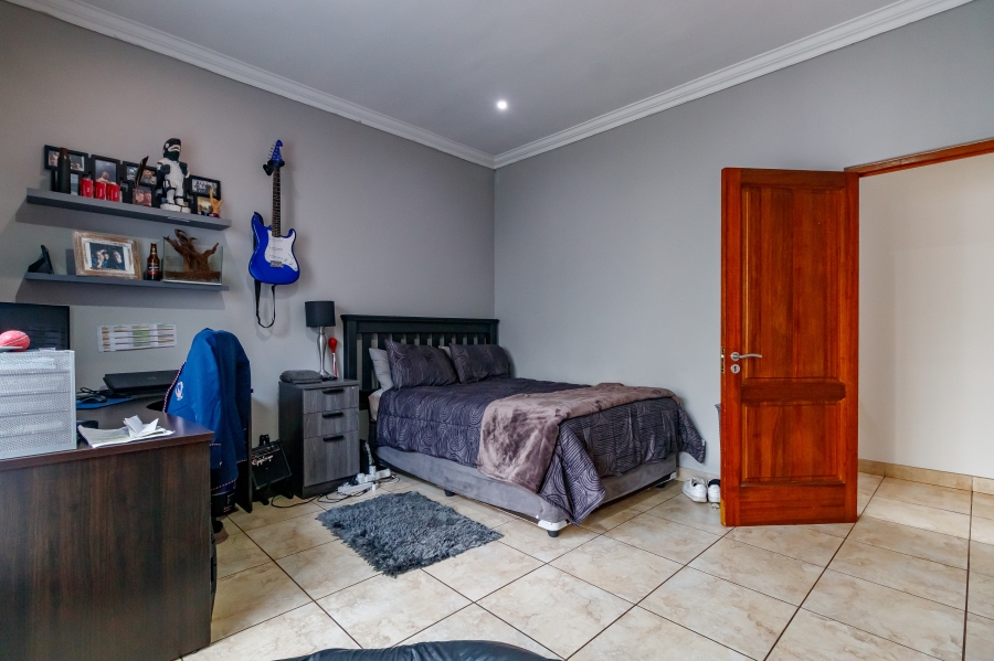 4 Bedroom Property for Sale in Midlands Estate Gauteng