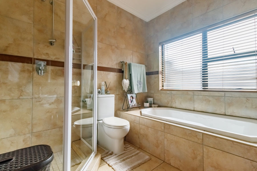 4 Bedroom Property for Sale in Midlands Estate Gauteng