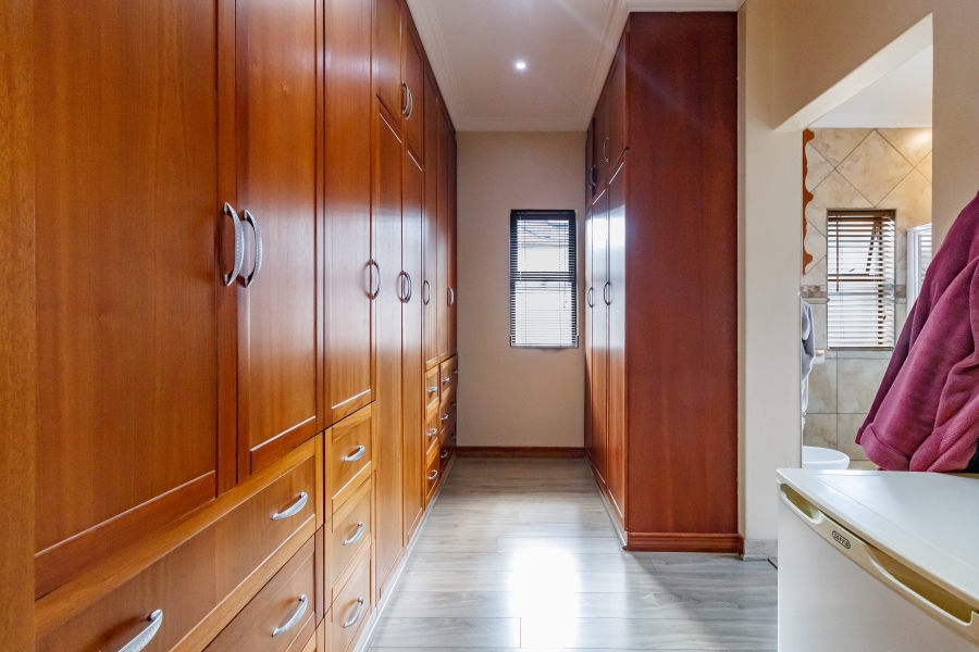 4 Bedroom Property for Sale in Midlands Estate Gauteng