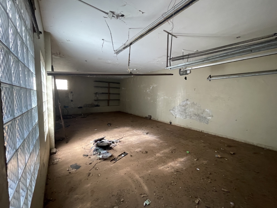 8 Bedroom Property for Sale in Auckland Park Gauteng