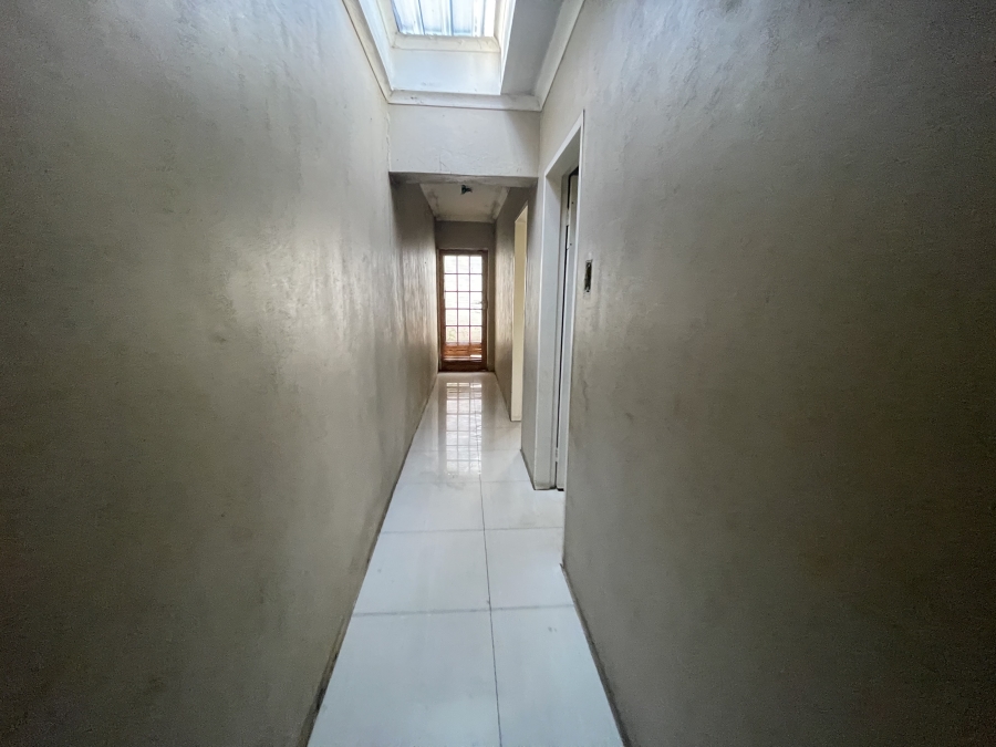 8 Bedroom Property for Sale in Auckland Park Gauteng