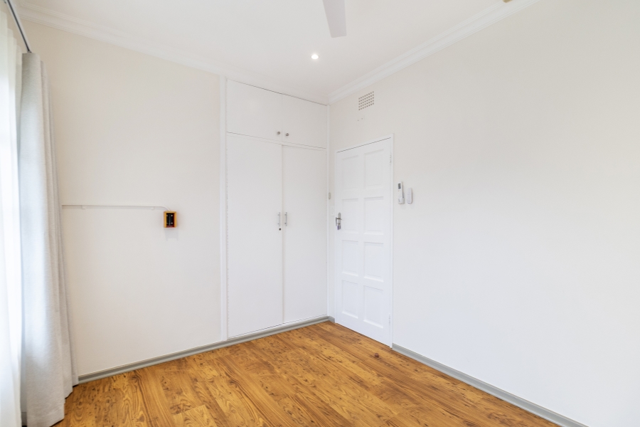 5 Bedroom Property for Sale in Ashlea Gardens Gauteng