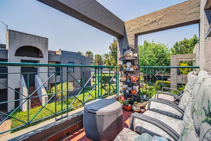 2 Bedroom Property for Sale in Marais Steyn Park Gauteng