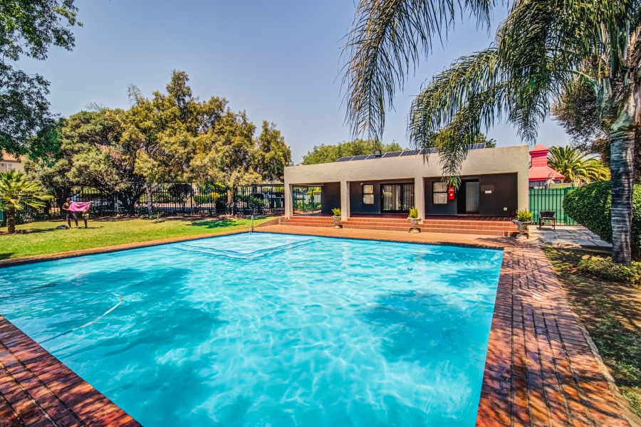 2 Bedroom Property for Sale in Marais Steyn Park Gauteng