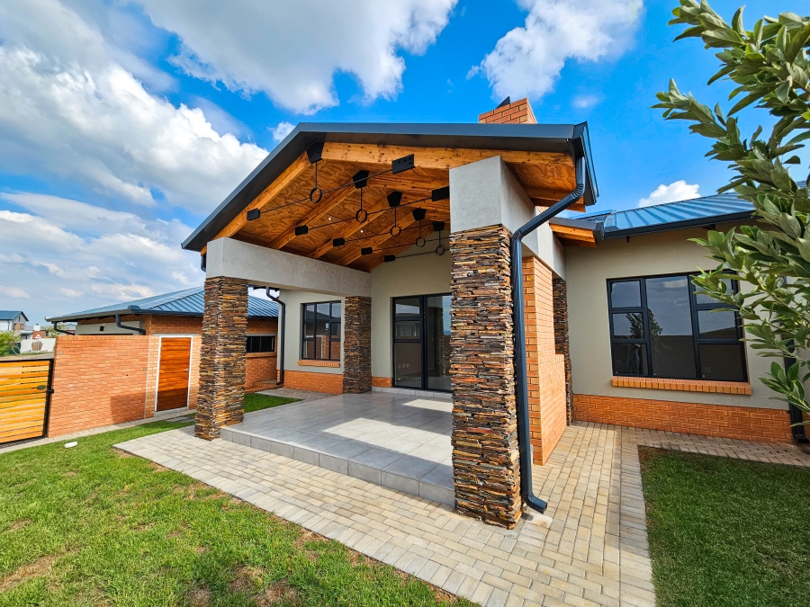 3 Bedroom Property for Sale in Six Fountains Residential Estate Gauteng