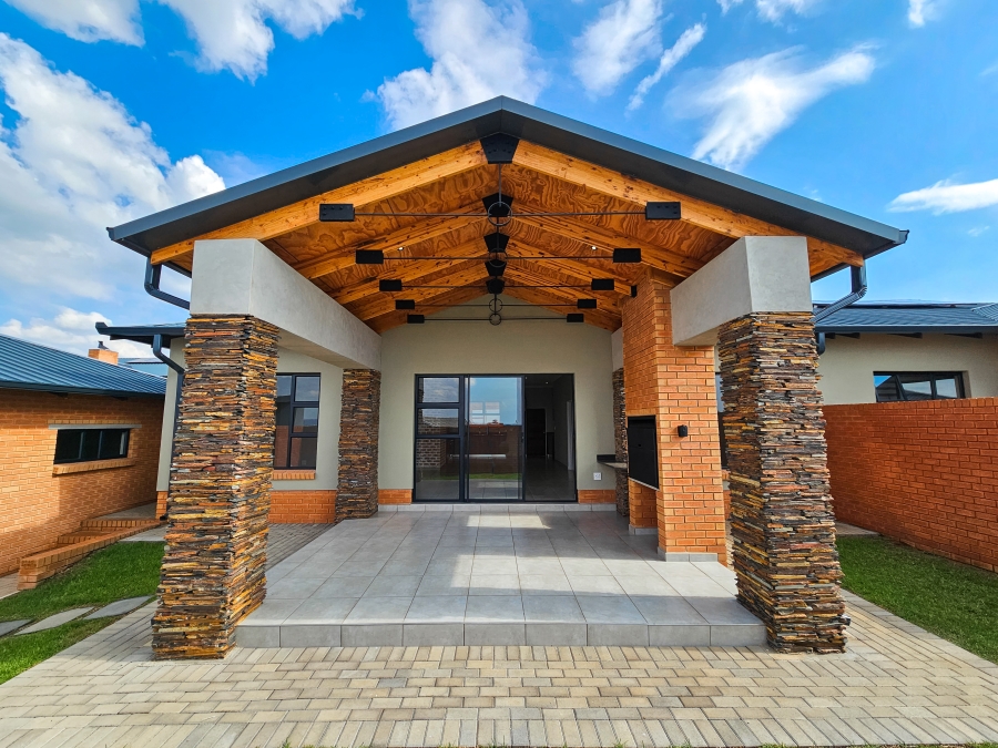 3 Bedroom Property for Sale in Six Fountains Residential Estate Gauteng