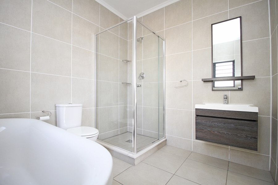 3 Bedroom Property for Sale in Greenstone Hill Gauteng