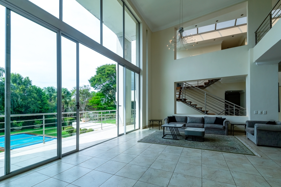 6 Bedroom Property for Sale in Waterkloof Ridge Gauteng