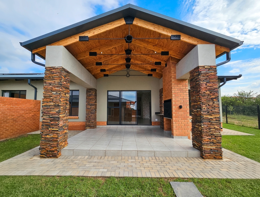 3 Bedroom Property for Sale in Six Fountains Residential Estate Gauteng