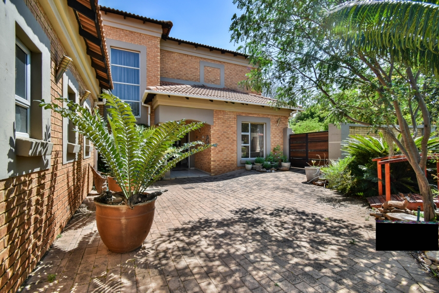 4 Bedroom Property for Sale in Midstream Estate Gauteng