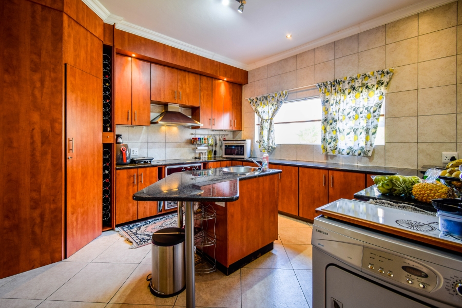 4 Bedroom Property for Sale in Midstream Estate Gauteng