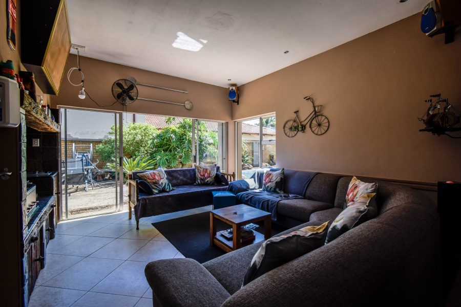 4 Bedroom Property for Sale in Midstream Estate Gauteng