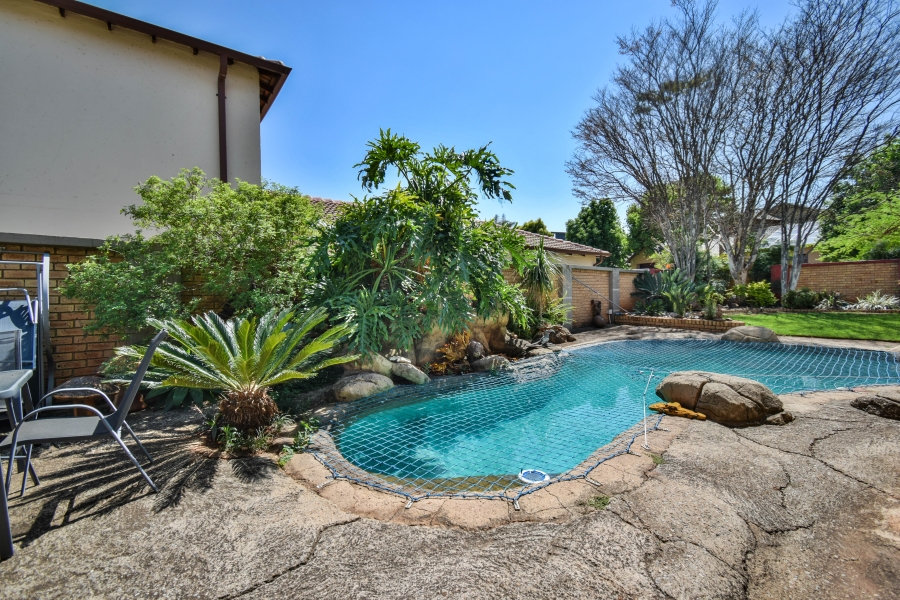 4 Bedroom Property for Sale in Midstream Estate Gauteng