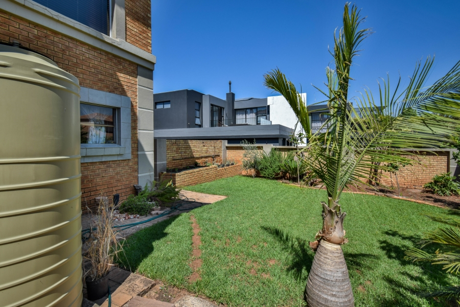 4 Bedroom Property for Sale in Midstream Estate Gauteng