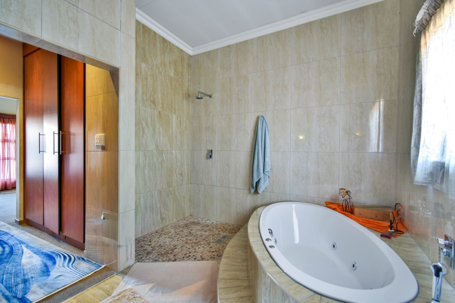 4 Bedroom Property for Sale in Midstream Estate Gauteng