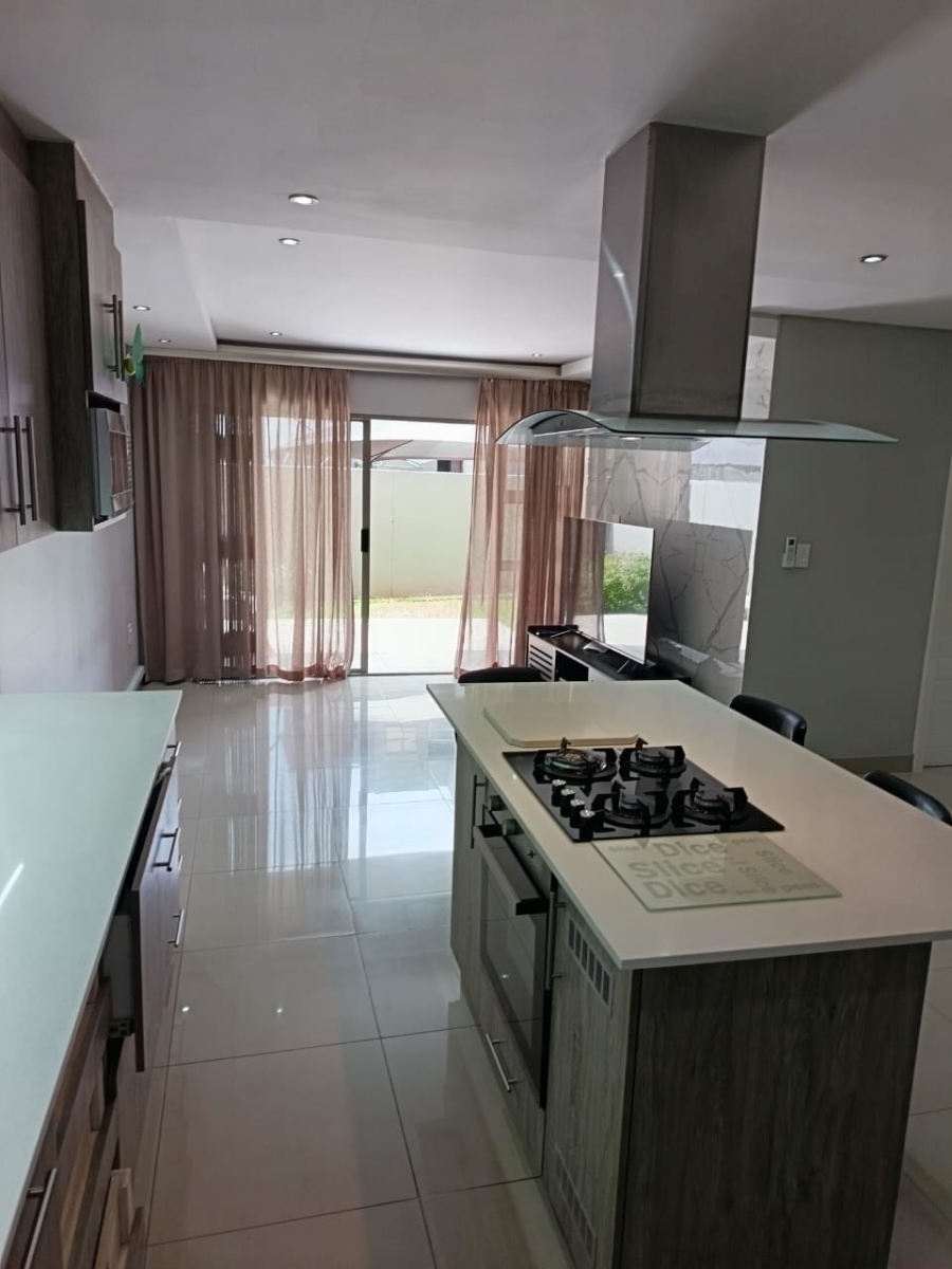 3 Bedroom Property for Sale in Broadacres Gauteng