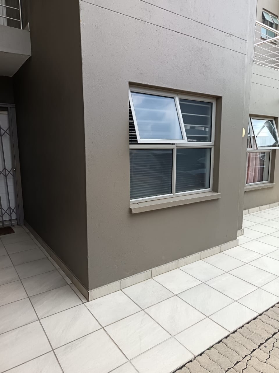 3 Bedroom Property for Sale in Broadacres Gauteng