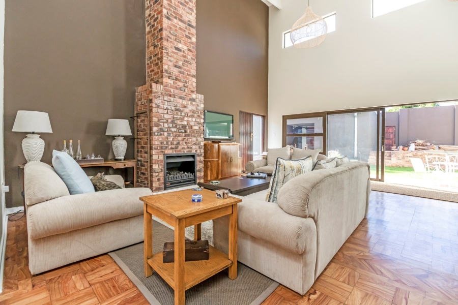 4 Bedroom Property for Sale in Highlands North Gauteng