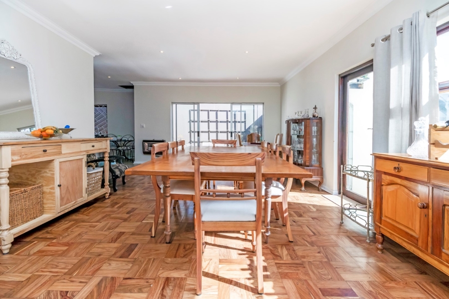 4 Bedroom Property for Sale in Highlands North Gauteng