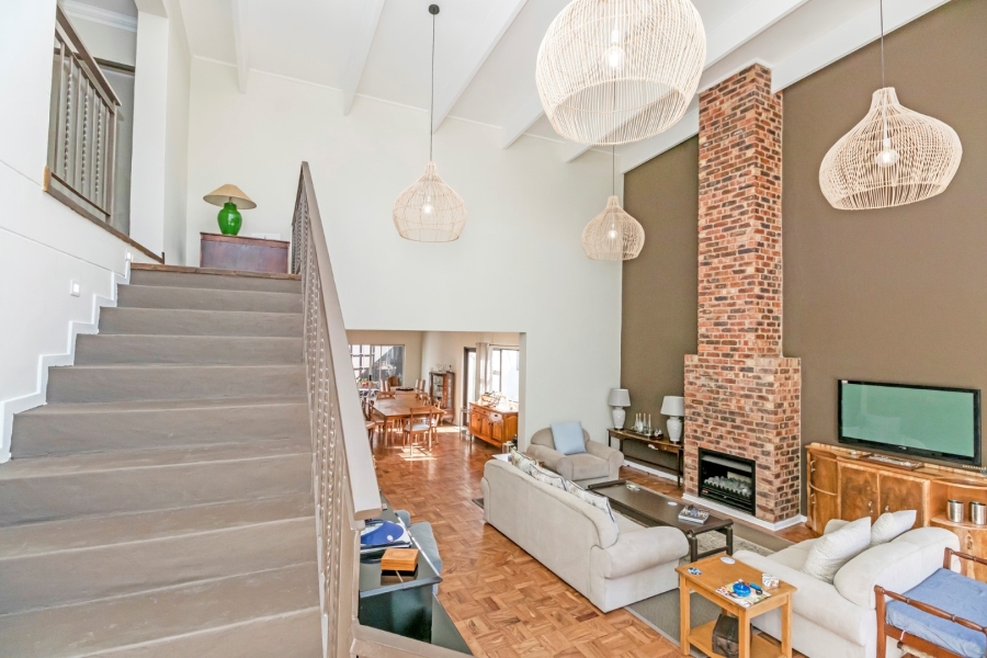 4 Bedroom Property for Sale in Highlands North Gauteng