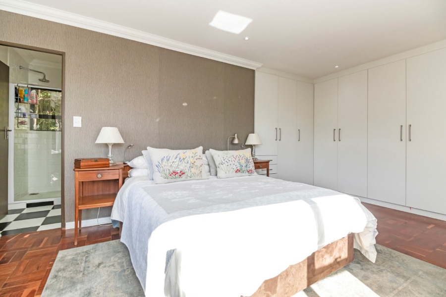 4 Bedroom Property for Sale in Highlands North Gauteng