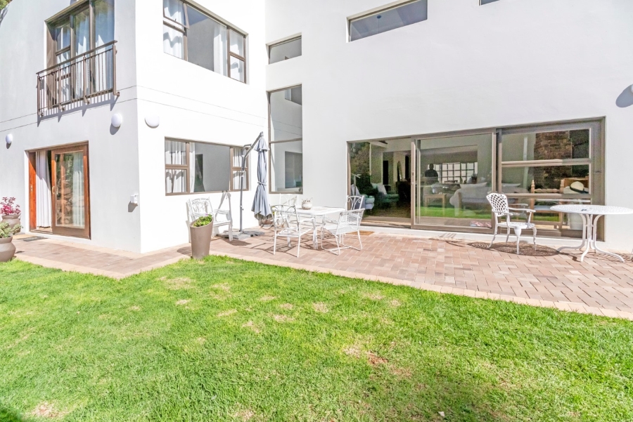 4 Bedroom Property for Sale in Highlands North Gauteng