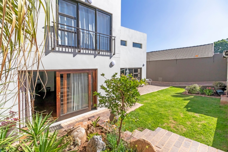 4 Bedroom Property for Sale in Highlands North Gauteng