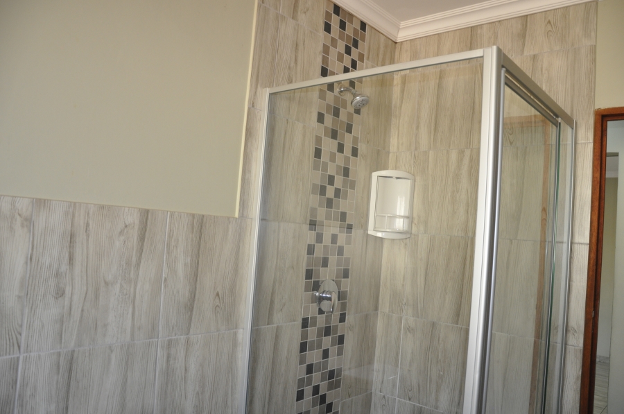 2 Bedroom Property for Sale in Noordwyk Gauteng