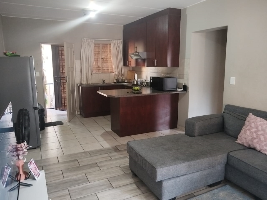 2 Bedroom Property for Sale in North Riding Gauteng