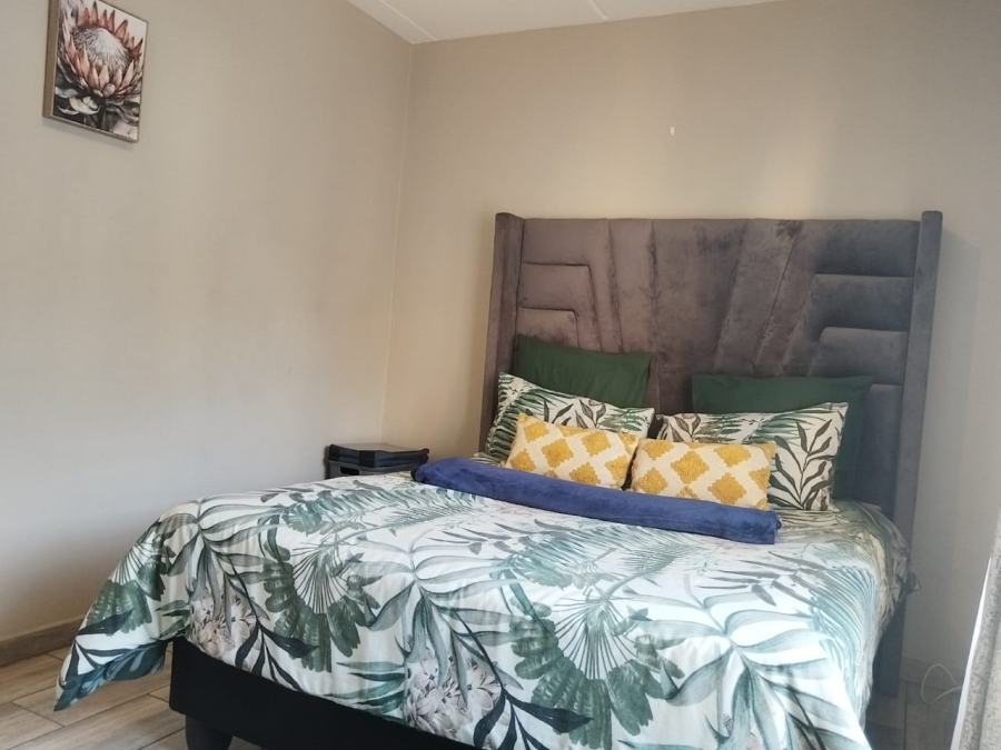 2 Bedroom Property for Sale in North Riding Gauteng
