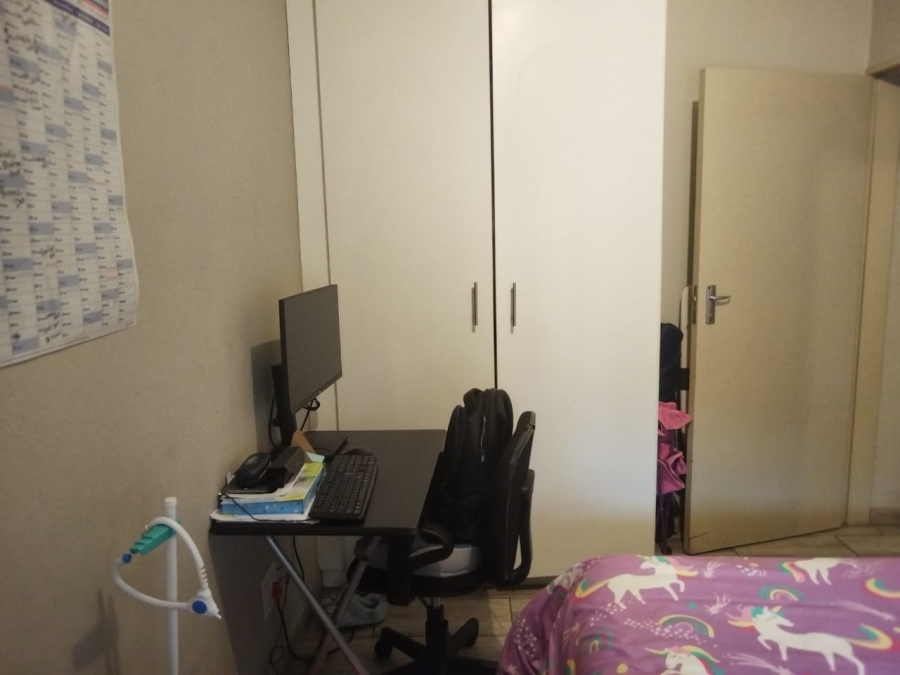 2 Bedroom Property for Sale in North Riding Gauteng