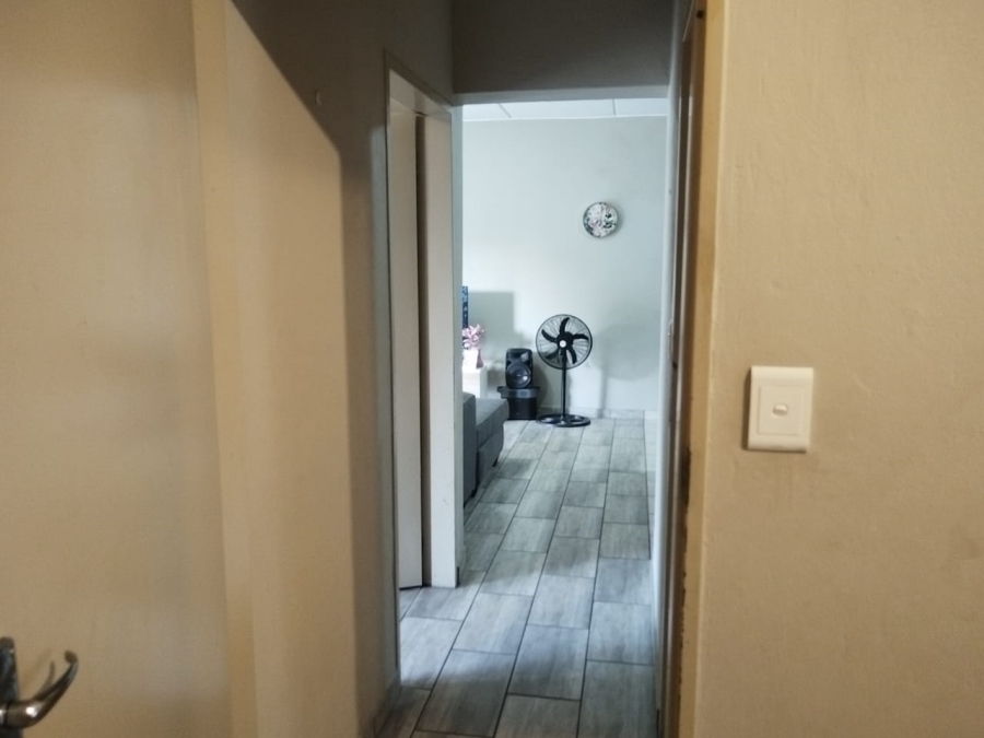 2 Bedroom Property for Sale in North Riding Gauteng