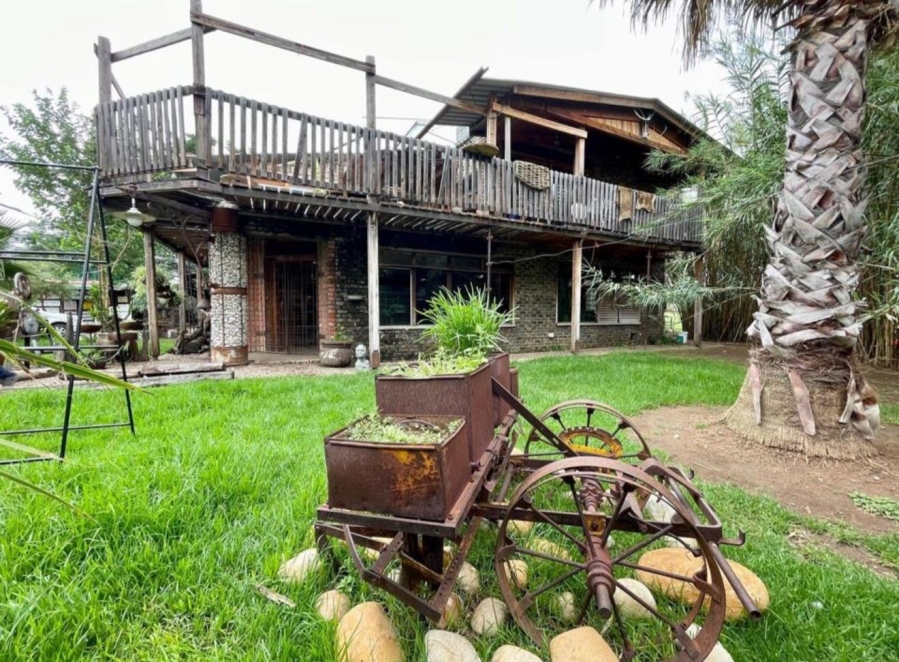 10 Bedroom Property for Sale in Homelands Gauteng