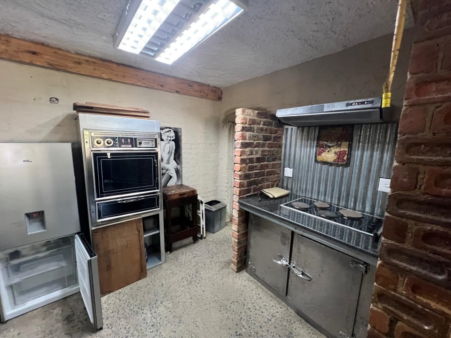 10 Bedroom Property for Sale in Homelands Gauteng