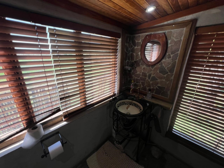 10 Bedroom Property for Sale in Homelands Gauteng