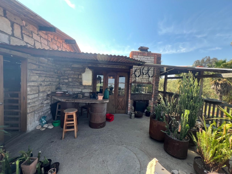 10 Bedroom Property for Sale in Homelands Gauteng