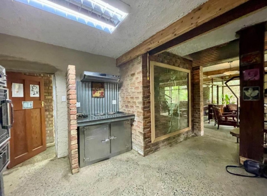 10 Bedroom Property for Sale in Homelands Gauteng