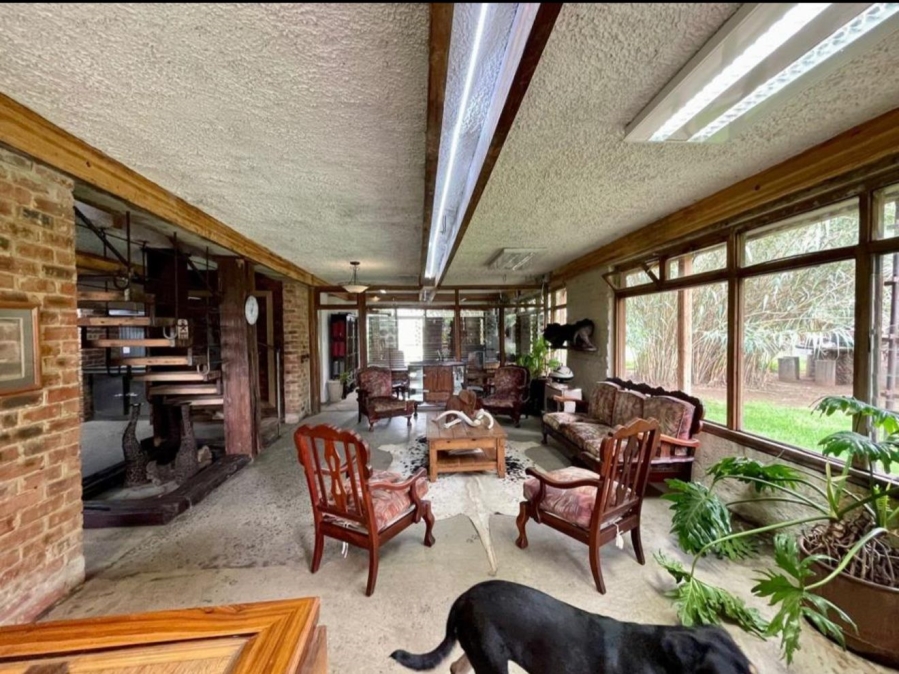 10 Bedroom Property for Sale in Homelands Gauteng