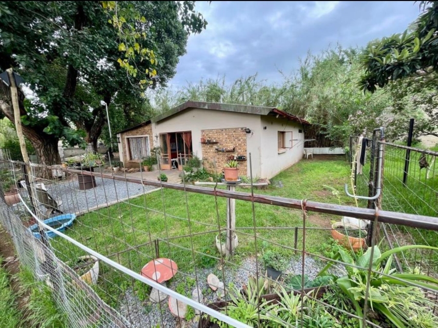 10 Bedroom Property for Sale in Homelands Gauteng