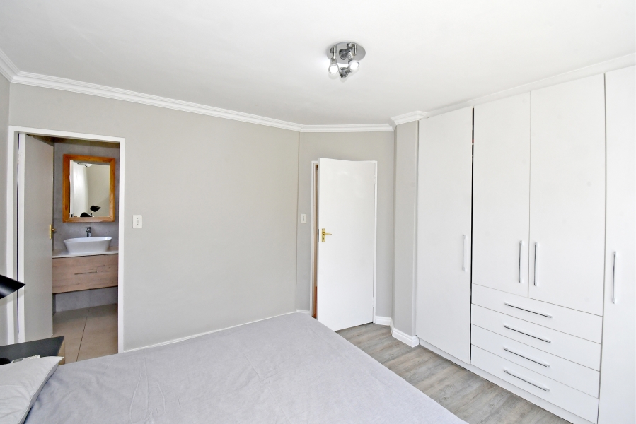 3 Bedroom Property for Sale in Lonehill Gauteng