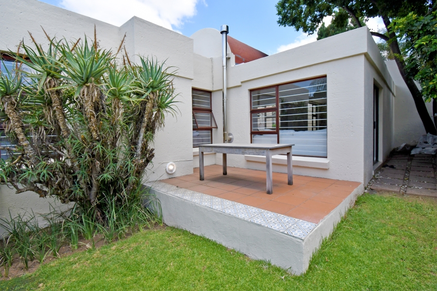 3 Bedroom Property for Sale in Lonehill Gauteng