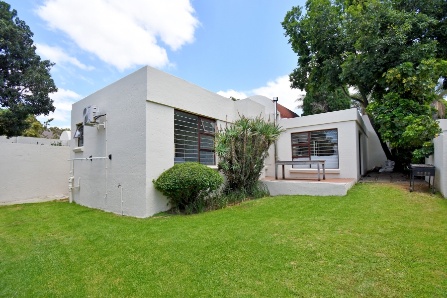 3 Bedroom Property for Sale in Lonehill Gauteng