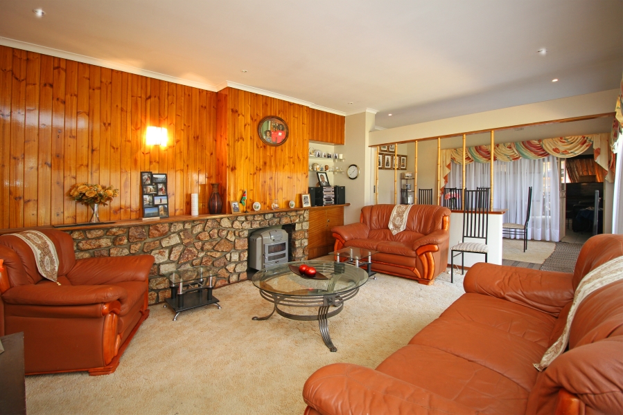 3 Bedroom Property for Sale in Blairgowrie Gauteng