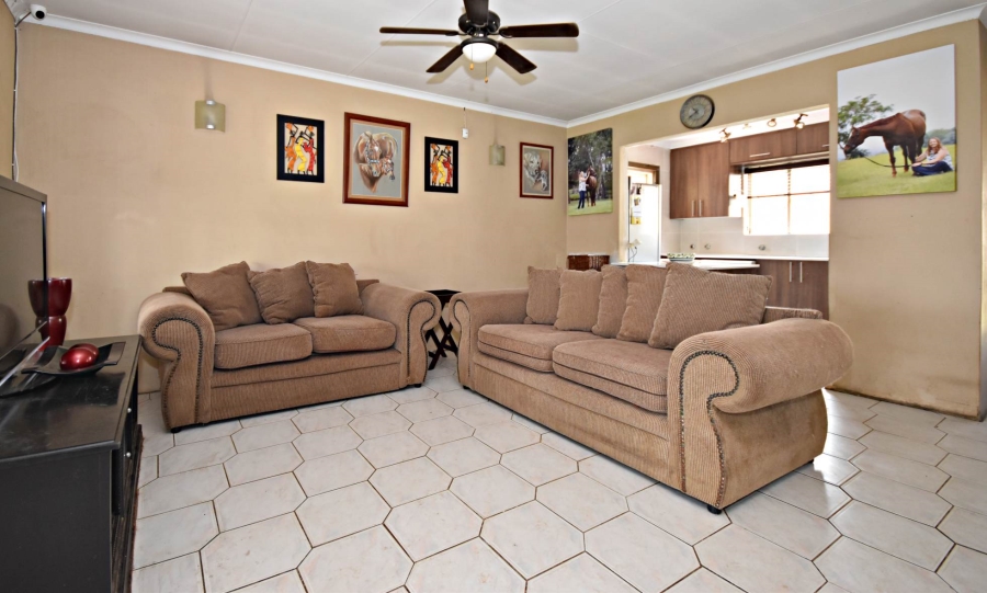 3 Bedroom Property for Sale in Bloubosrand Gauteng